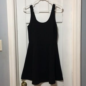 H&M black skater dress sz 6